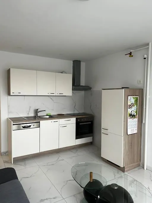 Modern 2 Bedroom 62 M2 Apartment Ljubljana